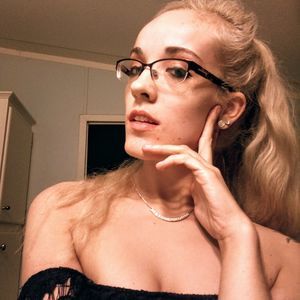 Meet your Posher, Cami